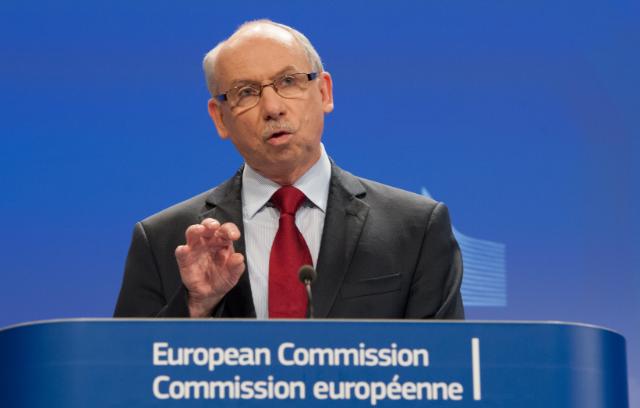 Il commissario europeo al Bilancio Janusz Lewandowski