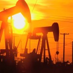 Caduta prezzi petrolio, a rischio la politica energetica Ue 