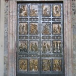 Porta-Santa-San-Pietro