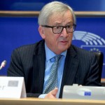 Juncker parla in francese al convegno: 