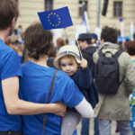 La carica degli attivisti per convincere i cittadini a votare per il nuovo Europarlamento