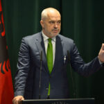 Elezioni in Albania, Edi Rama festeggia il terzo mandato. L'UE invita a un 