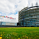 La lettera a Roberta Metsola per sospendere i viaggi del Parlamento Ue a Strasburgo (e risparmiare energia)