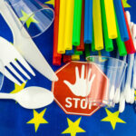 plastica-monouso-bando-dal-2021-via-posate-si-riciclo-bottiglie1