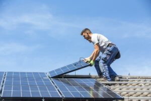 La Corte di giustizia invalida parzialmente la direttiva sui RAEE relativa ai pannelli solari fotovoltaici [foto: Commissione europea]