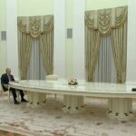 Putin: Sarà pace solo quando l'Ucraina sarà neutrale, denazificata e la Crimea sarà riconosciuta nostra