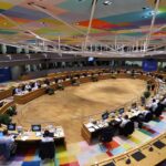 Accordo tra i leader UE sull'embargo al petrolio russo, ma restano fuori temporanemente gli oleodotti