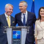 Firmato il protocollo di adesione, Svezia e Finlandia più vicine alla NATO