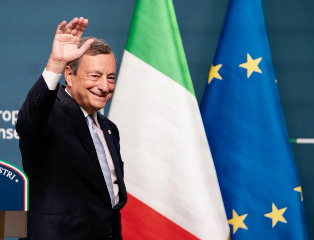 Draghi saluta l'Ue. "Dobbiamo essere ottimisti per il futuro dell'Europa" [Bruxelles, 21 ottobre 2022. Foto: palazzo Chigi]