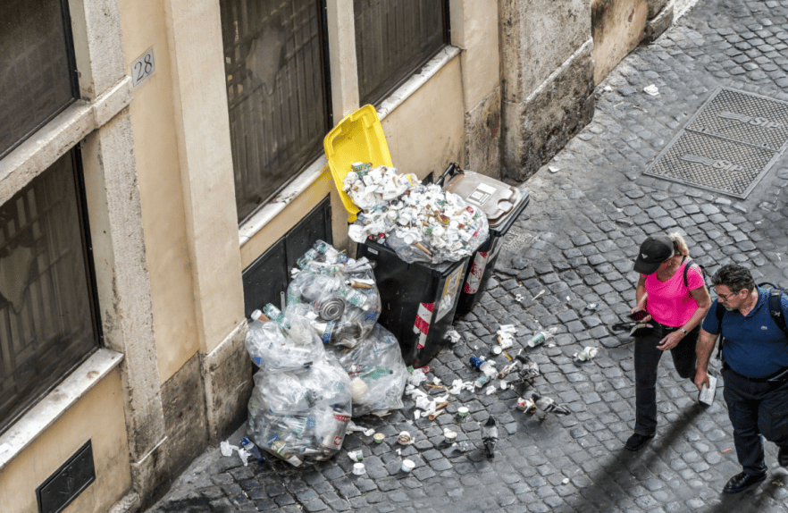 Nell'Ue aumenta la quota di rifiuti di imballaggio in plastica non riciclata