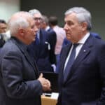 Allarme Ue sui migranti: Tajani preoccupato per la situazione tunisina, Grecia al lavoro per barriera con la Turchia