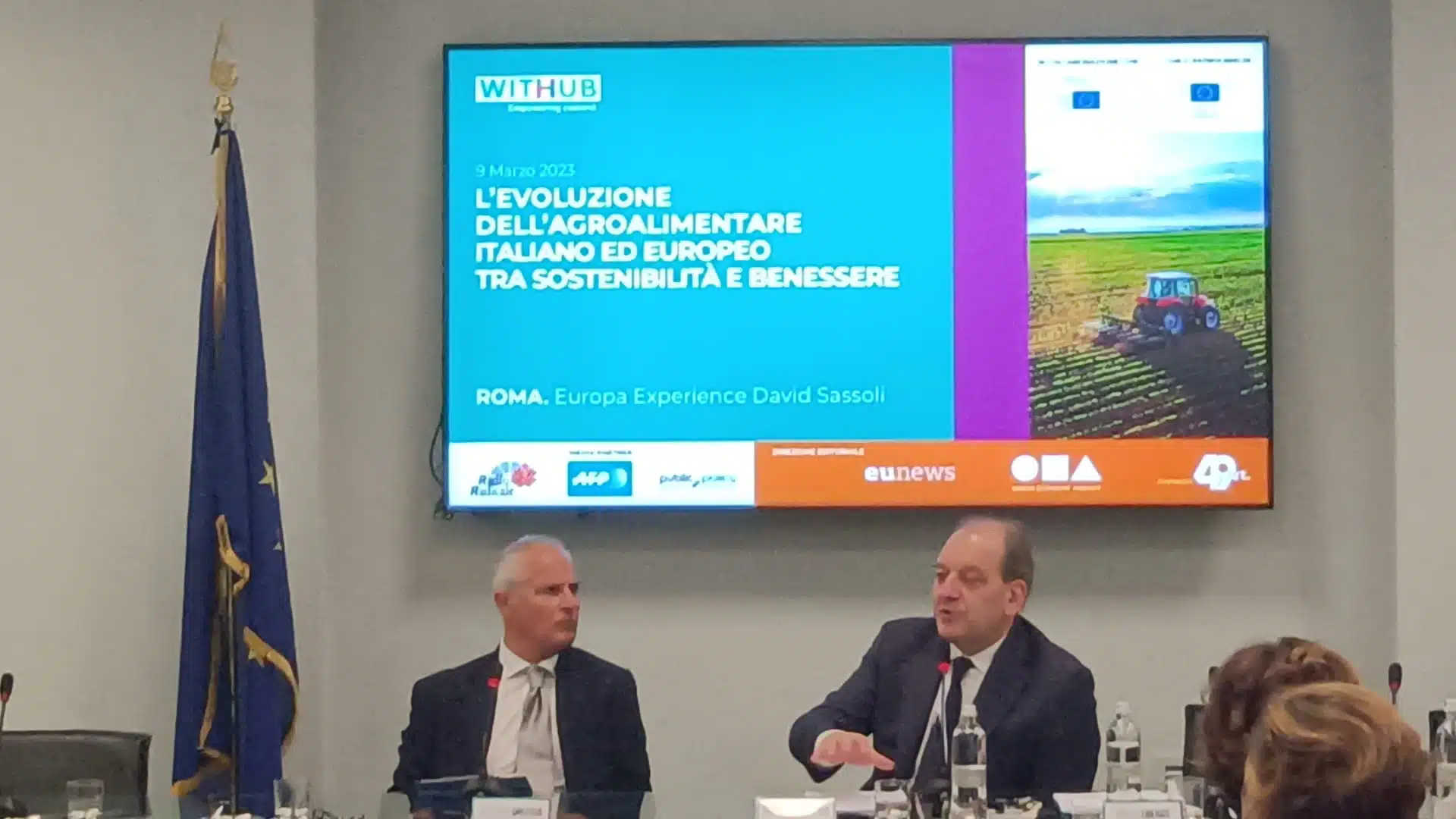 Il sottosegretario all'Agricoltura, Patrizio La Pietra, all'evento Withub sull'evoluzione dell'agroalimentare