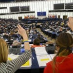 Via libera dell'Eurocamera, l'Ue ora può ratificare la Convenzione di Istanbul contro la violenza sulle donne