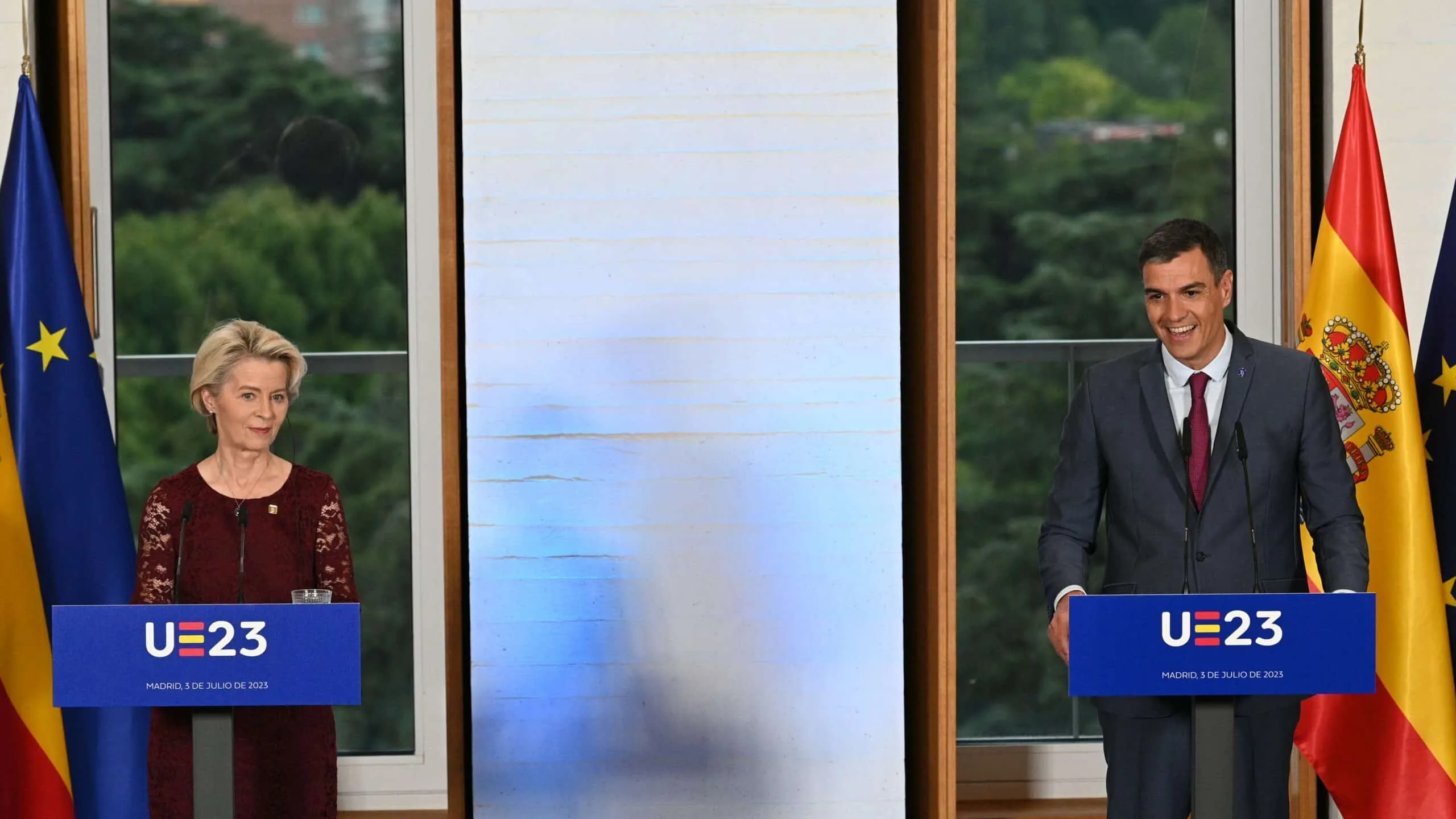 Ursula von der Leyen e Pedro Sanchez in conferenza stampa
