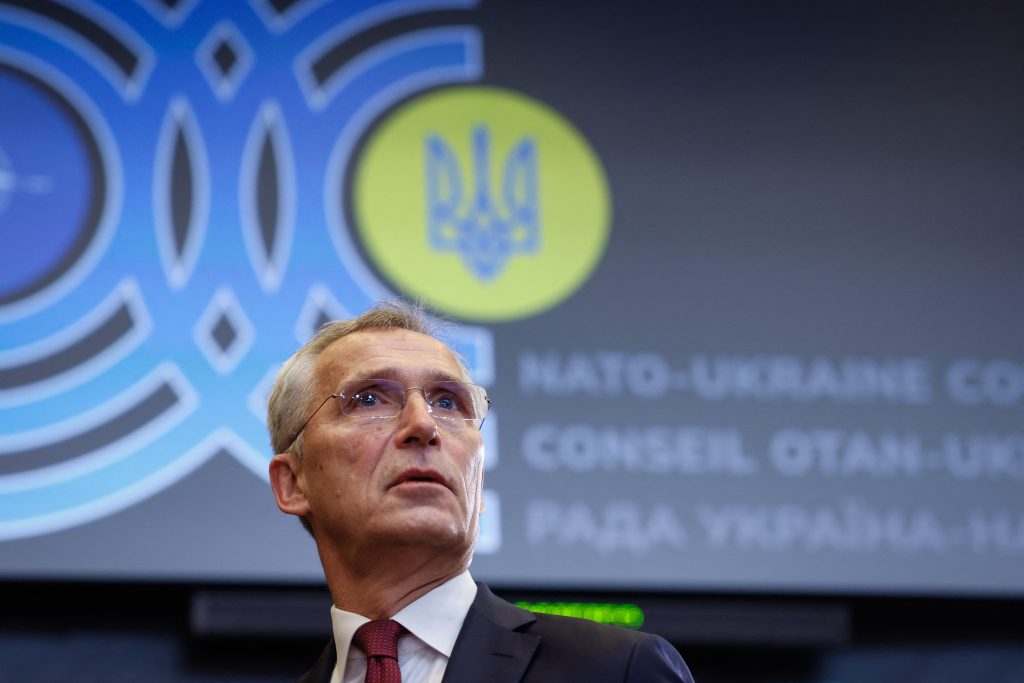 Ukraine and NATO in talks to send defense weapons