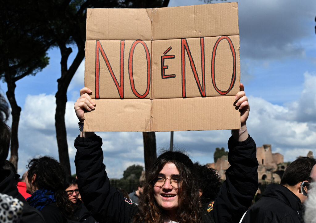 EU, one third of women victims of violence during their lifetime. Only ...