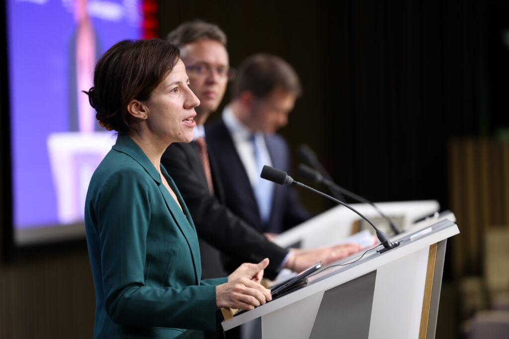 Skills crisis in the EU: Commission launches the 