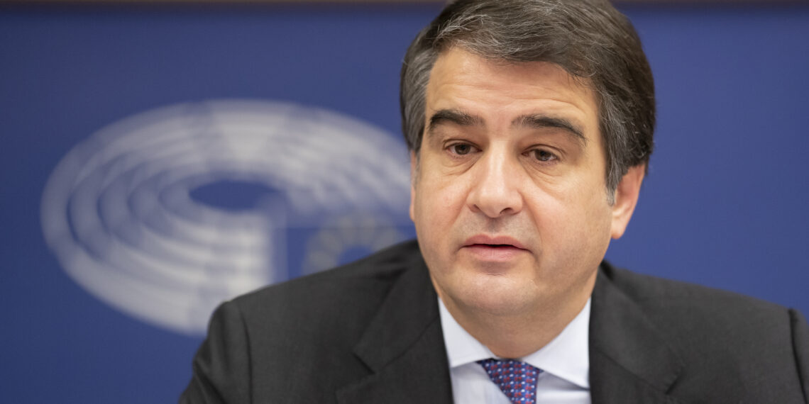 Il vicepresidente esecutivo della Commissione europea con delega alla Coesione e alle Riforme Raffaele Fitto in audizione alla commissione Regi dell'Eurocamera, il 28 gennaio 2025 (foto: Philippe Buissin/European Parliament)