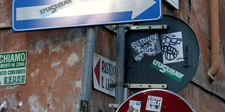 CARTELLO
 CARTELLI
 STRADALE
 STRADALI
 DIVIETO
 ACCESSO
 SENSO UNICO