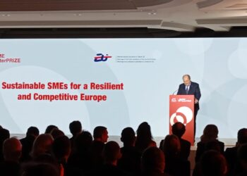 Il presidente e amministratore delegato di Generali, Philippe Donnet, alla IV edizione di SME EnterPRIZE [Bruxelles, 26 marzo 2025. Foto: Emanuele Bonini per Eunews]