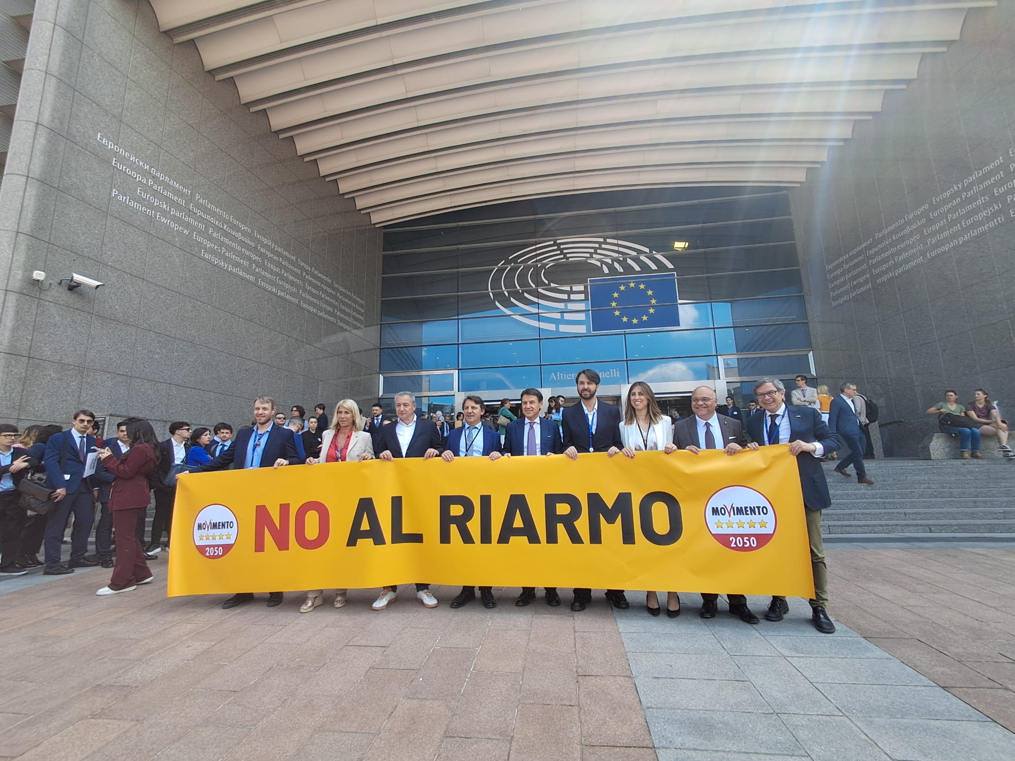 Conte A Bruxelles Per Dire No Al Riarmo In Ucraina La Strategia 