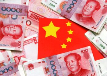 Banconote di Yuan, la valuta della Cina [foto: imagoeconomica]