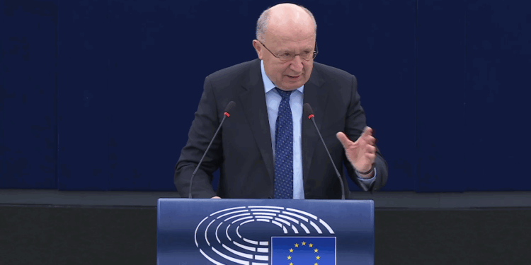 Il commissario per la Difesa, Andrius Kubilius, [Strasburgo, 25 novembre 2025]