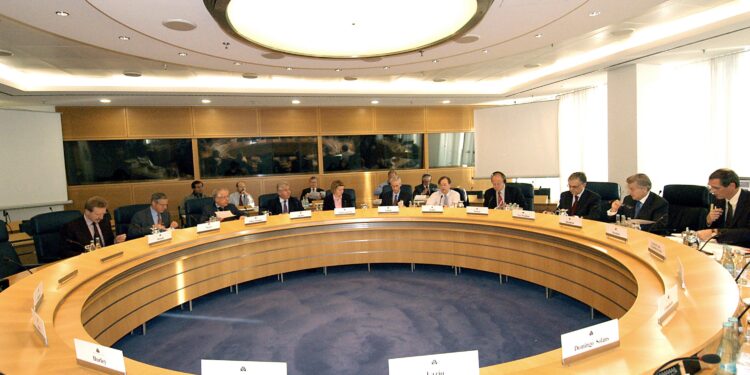 Sala riunione della BCE [foto: Carlo Carino/imagoeconomica]