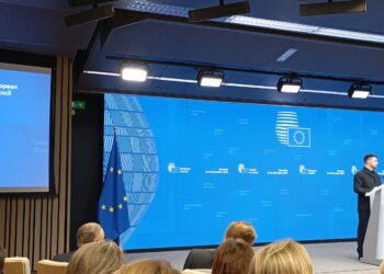 Il presidente ucraino Volodymyr Zelensky in conferenza stampa dopo aver incontrato i leader dell'UE [Bruxelles, 18 dicembre 2025. Foto: Emanuele Bonini]