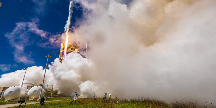 A United Launch Alliance (ULA) Atlas V rocket lifts off from Florida's Cape Canaveral Space Force Station on October 6, 2023 in Cape Canaveral, FL. The Atlas V rocket is carrying the first two prototype satellites for Amazon's Project Kuiper broadband constellation on October 6, 2023. (Photo by Alex G Perez/AGPfoto/Sipa USA, via IPA agency)
