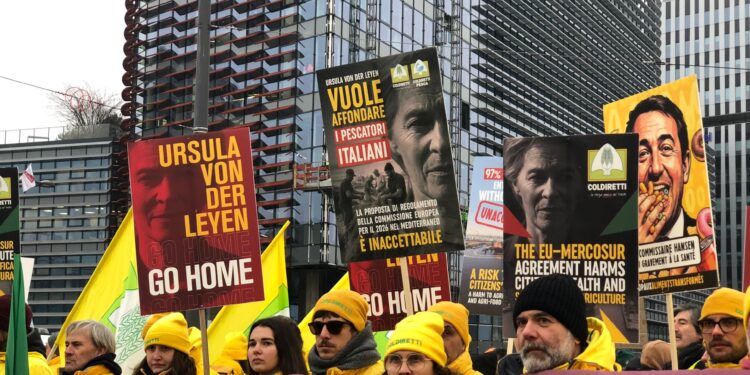 Una delegazione di Coldiretti alla manifestazione degli agricoltori a Strasburgo, 21/1/26 [Credits: Federica Onnis]