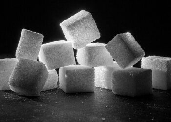 [foto: Dietmar Rabich / Wikimedia Commons / “Würfelzucker -- 2018 -- 3564” / CC BY-SA 4.0]