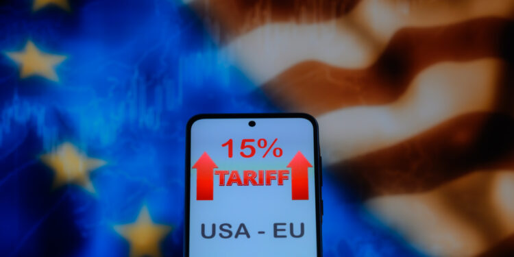 [credits: Jonathan Raa / IPA agency]