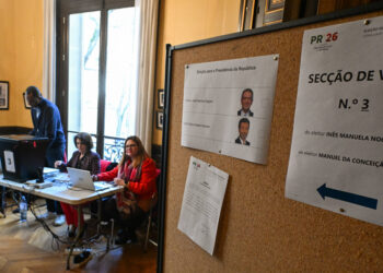 Un seggio per il secondo turno delle elezioni presidenziali in Portogallo [Credit:Lionel Urman/SIPA/2602081435]