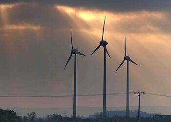 [Photo: Steve F,  geograph.org.uk/Wikimedia Commons]