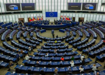 L'aula del Parlamento europeo nella sede di Strasburgo. Fonte: Copyright: Â© European Union 2021 - Source : Parlamento europeo