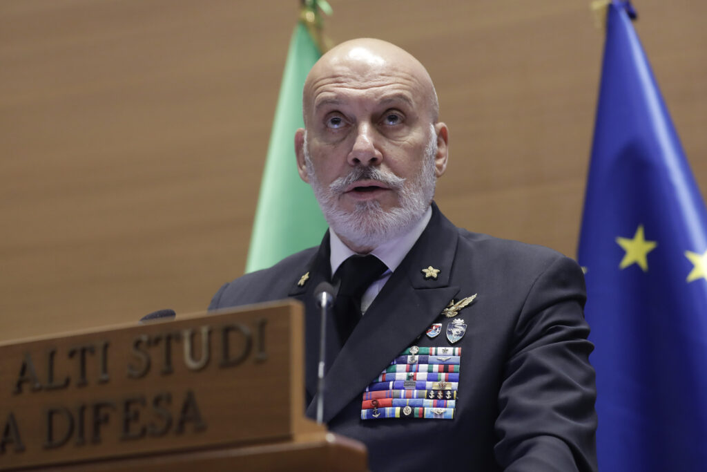 I vertici militari di UE e NATO in visita di solidarietà in Ucraina