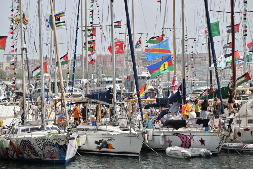 The Gaza flotilla has been stopped, and Brussels takes no action. The Left: “State piracy” in the Mediterranean. Zingaretti: “With Netanyahu, no security for the whole world”
