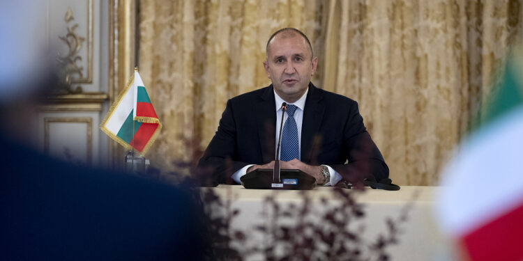 Rumen Radev, ai tempi in cui era presidente della Repubblica bulgara [foto: imagoeconomica]