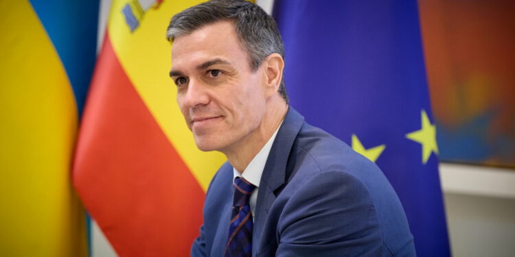 Il premier spagnolo Pedro Sanchez - fonte Imagoeconomica