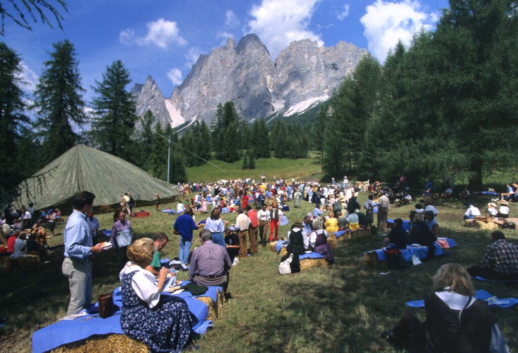 Open-air tourism on the rise in Europe: overnight stays at campsites, in motorhomes and caravans have risen to 413 million