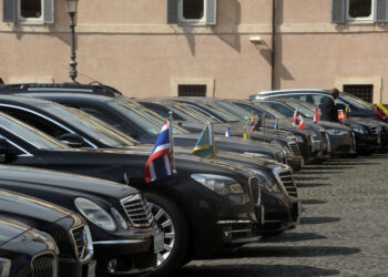 Source: Imagoeconomica RICEVIMENTO AL QUIRINALE IN OCCASIONE DELLA FESTA DELLA REPUBBLICA AUTO BLU