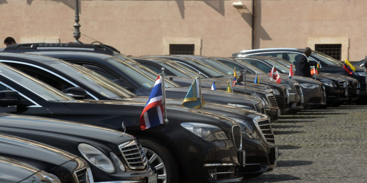 Source: Imagoeconomica RICEVIMENTO AL QUIRINALE IN OCCASIONE DELLA FESTA DELLA REPUBBLICA AUTO BLU