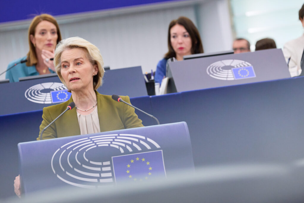 The EU is losing nearly 500 million a day due to the crisis in the Middle East, according to von der Leyen