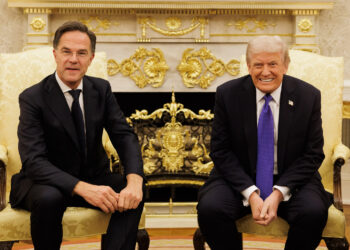 Il segretario generale della Nato, Mark Rutte, in visita dal presidente USA, Donald Trump, nell'ottobre 2025. Fonte: NATO via Imagoeconomica