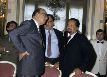BETTINO CRAXI, GIANNI DE MICHELIS, YAMANI AHMED ZAKI  a Roma, il 15 aprile 1994. (Imagoeconomica)