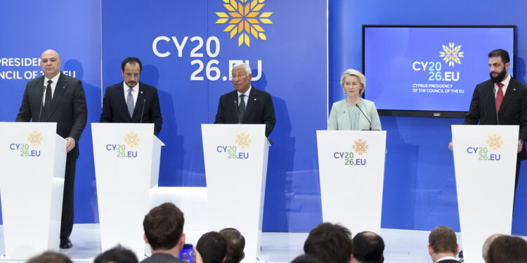 Le dichiarazioni alla stampa dei presidenti del Consiglio europeo, Antonio Costa, della Commissione europea, Ursula von der Leyen, di Cipro, Nikos Christodoulidīs, del Libano, Joseph Aoun, della Siria, Ahmed Hussein al-Sharaa. Fonte: Consglio Europeo