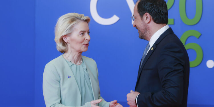 Il presidente di Cipro, Nikos Christodoulides, e la presidente della Commissione europea, Ursula von der Leyen, in un momento del vertice informale del Consiglio europeo a Cipro [Nicosia, 24 aprile 2026. Foto: European Council]