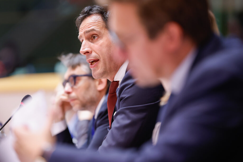 Hoekstra hints at an easing of the ETS and delays the EU’s 2050 climate targets