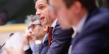 Ambiente, Hoekstra, ETS, emissioni